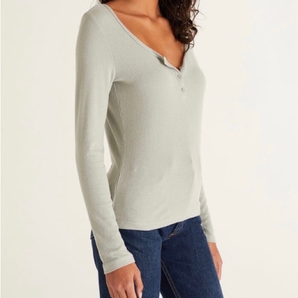 NWT Z SUPPLY Cait Rib Henley Top Pale Jade - Picture 3 of 10